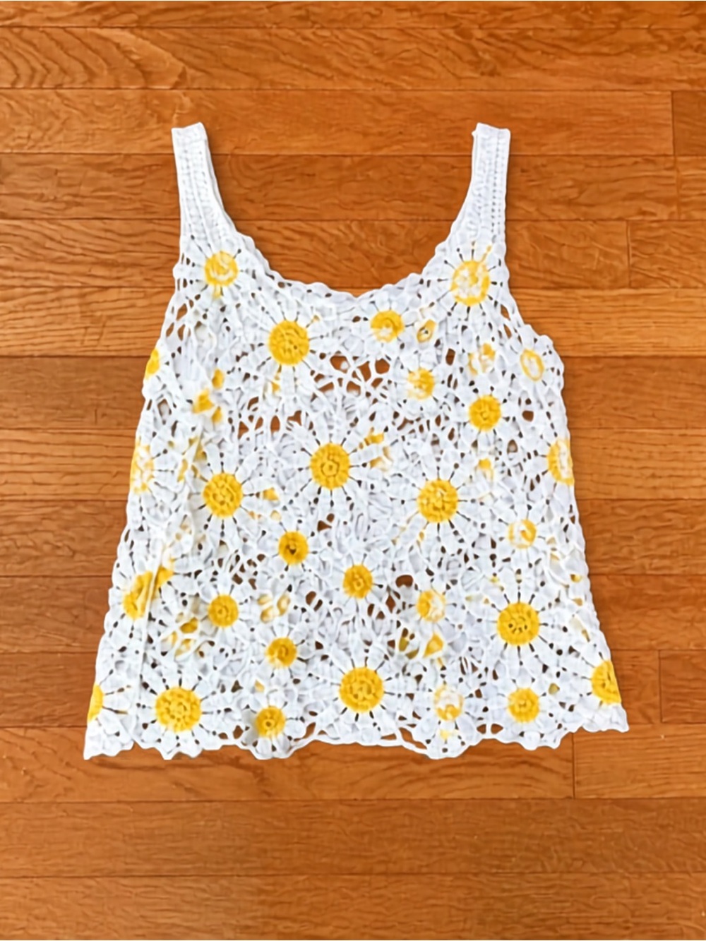 NWT Altar'd State Daisy Crochet Top M